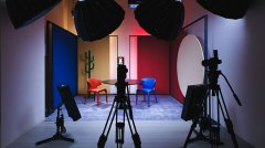 推出佳能4K超高清曲